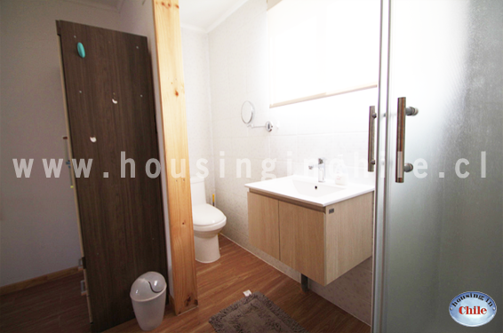 RE-GS1: Single room 7 with private bathroom