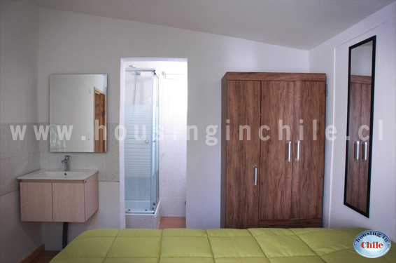 RE-GS2: Single room number 5 with private bathroom