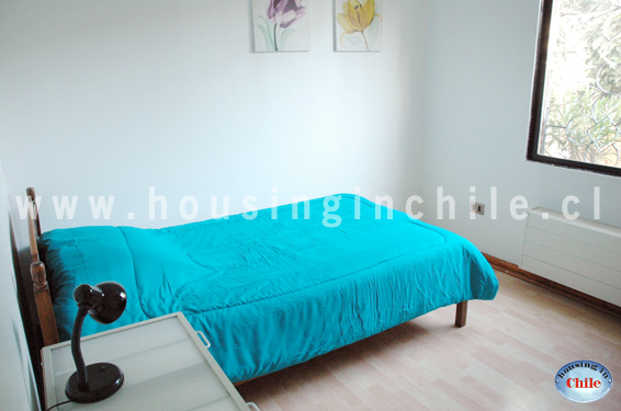 RE-CG: Habitacion numero 1 (9 m2) con baño compartido