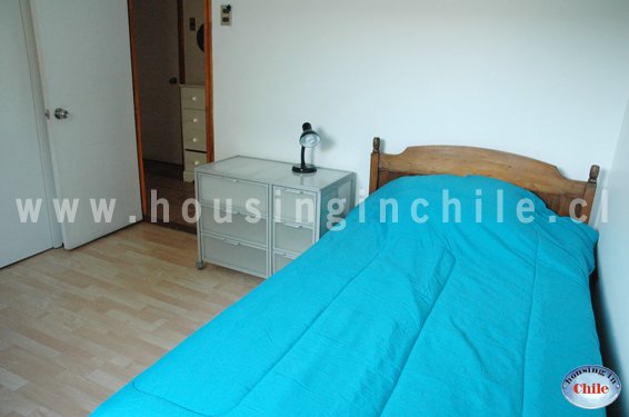 RE-CG: Habitacion numero 1 (9 m2) con baño compartido