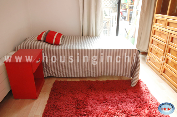 RE-CG: Habitacion numero 2 (9 m2) con baño compartido