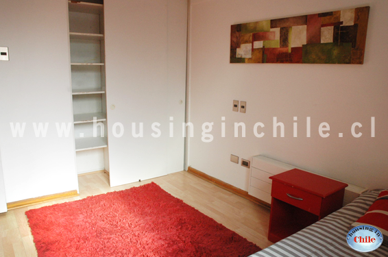 RE-CG: Habitacion numero 2 (9 m2) con baño compartido