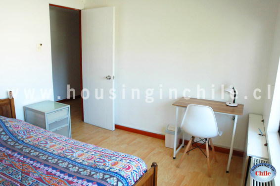 RE-CG: Habitacion numero 4 (9 m2) con baño compartido