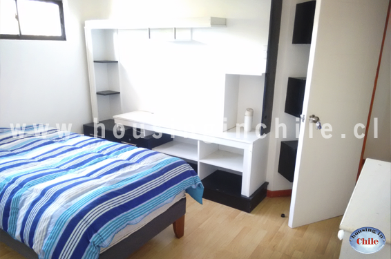 RE-CG: Habitacion numero 6 (10.50 m2) con baño compartido