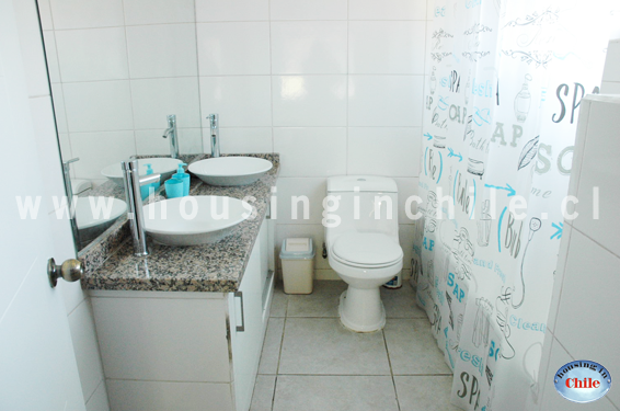 RE-CG: Baño compartido para habitaciones 7 y 8