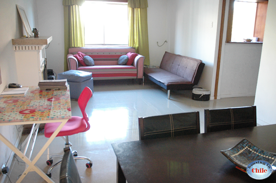 RE-CM: Sala y area de estudio de la casa principal