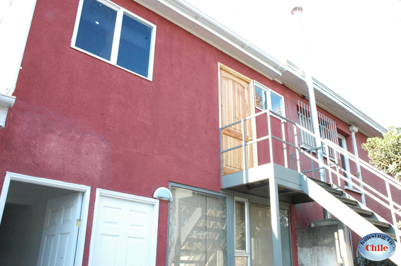 RE-CM: Vista de apartamento independiente en 2do piso (con 2 singles tipo C)