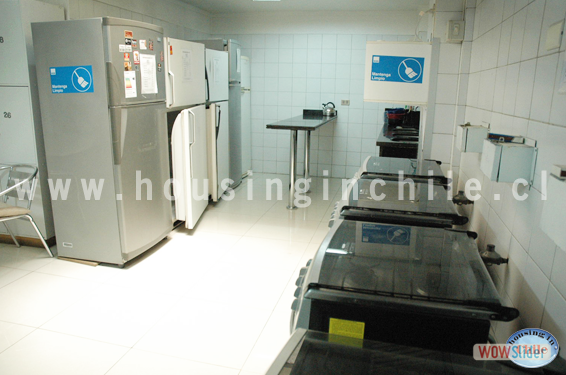 RE-AM: Refigerator area