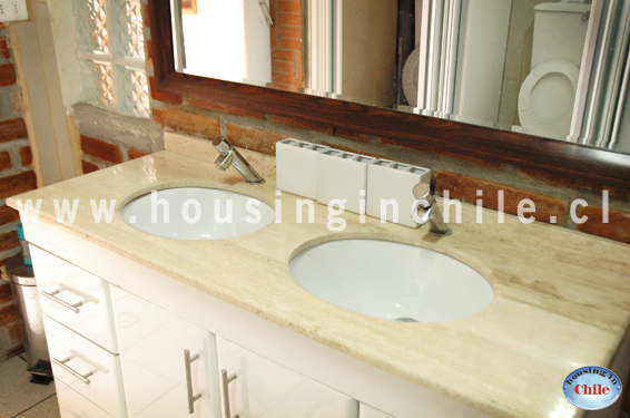 RE-EG: Shared bathroom in the first floor