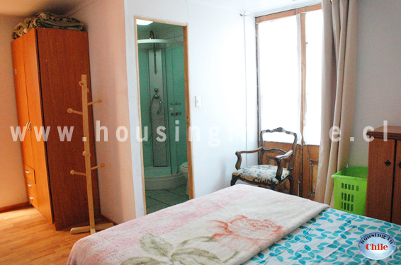 RE-EG: Room 2 (20 m2) with private bathroom and balcony to the street