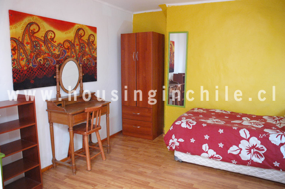 RE-EG: Single room 3 (14 m2) with desk and 2 closets