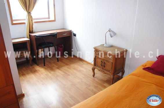 RE-EG: Single room 5 (12 m2) with window to the terrace