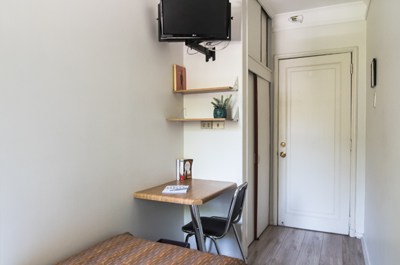 RE-OR: Standard single room